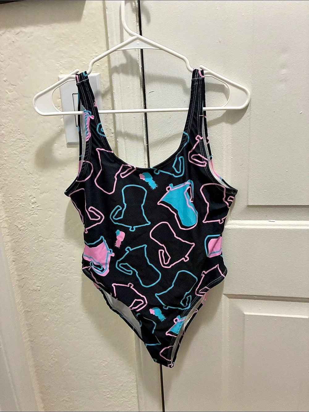 Body Glove Abstract One-Piece Swimsuit in Black & Pink Medium Like New
